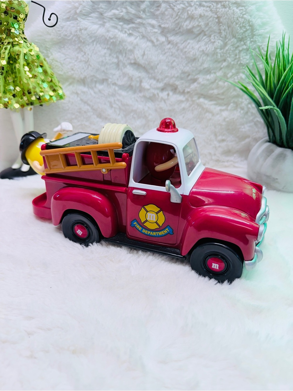 M&M's Red Fire Department Toy Truck Collectible Kids Toy 🚒 - Picture 3 of 4
